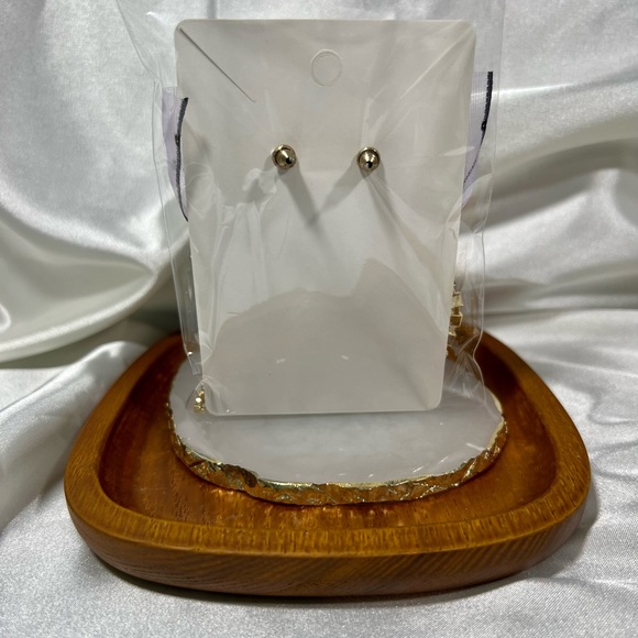 Bold Purple Heart Drop Earrings - Picture 3 of 4